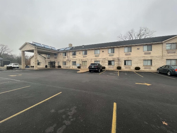 Motel 6 Portland, IN image 1